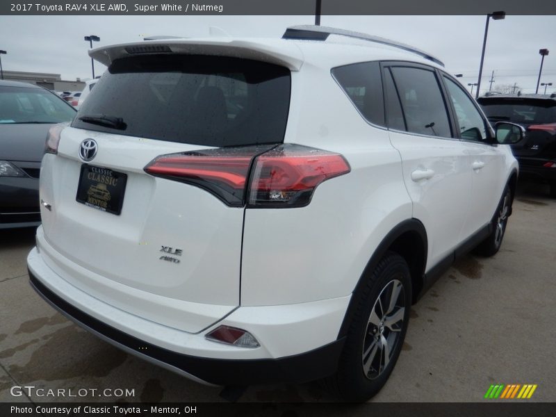 Super White / Nutmeg 2017 Toyota RAV4 XLE AWD