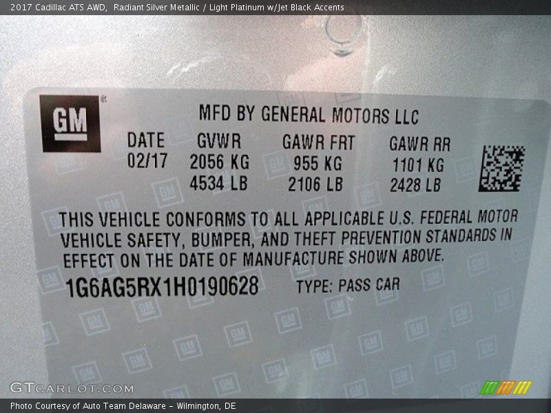 Radiant Silver Metallic / Light Platinum w/Jet Black Accents 2017 Cadillac ATS AWD