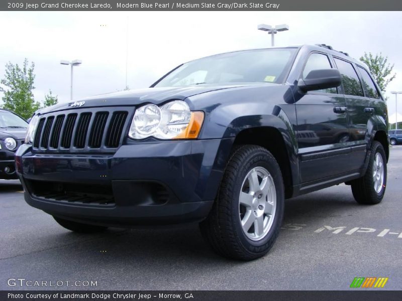 Modern Blue Pearl / Medium Slate Gray/Dark Slate Gray 2009 Jeep Grand Cherokee Laredo