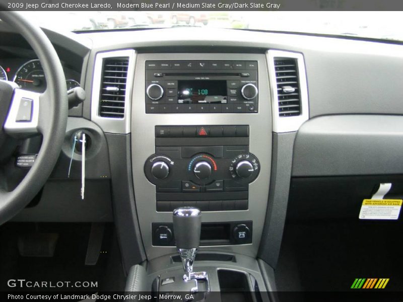 Modern Blue Pearl / Medium Slate Gray/Dark Slate Gray 2009 Jeep Grand Cherokee Laredo