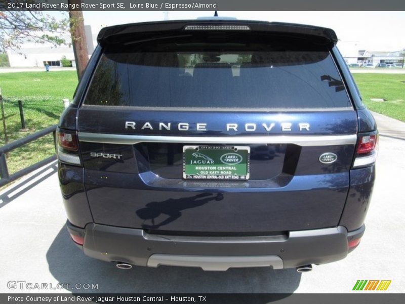 Loire Blue / Espresso/Almond 2017 Land Rover Range Rover Sport SE