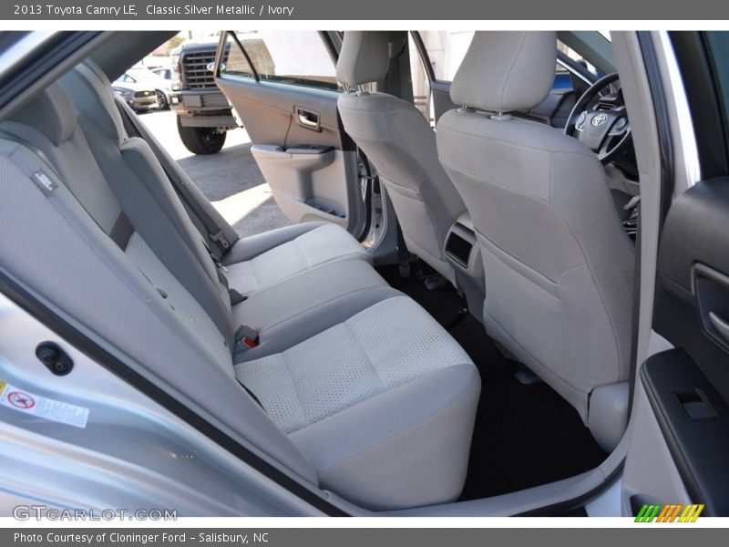 Classic Silver Metallic / Ivory 2013 Toyota Camry LE
