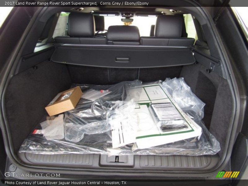  2017 Range Rover Sport Supercharged Trunk