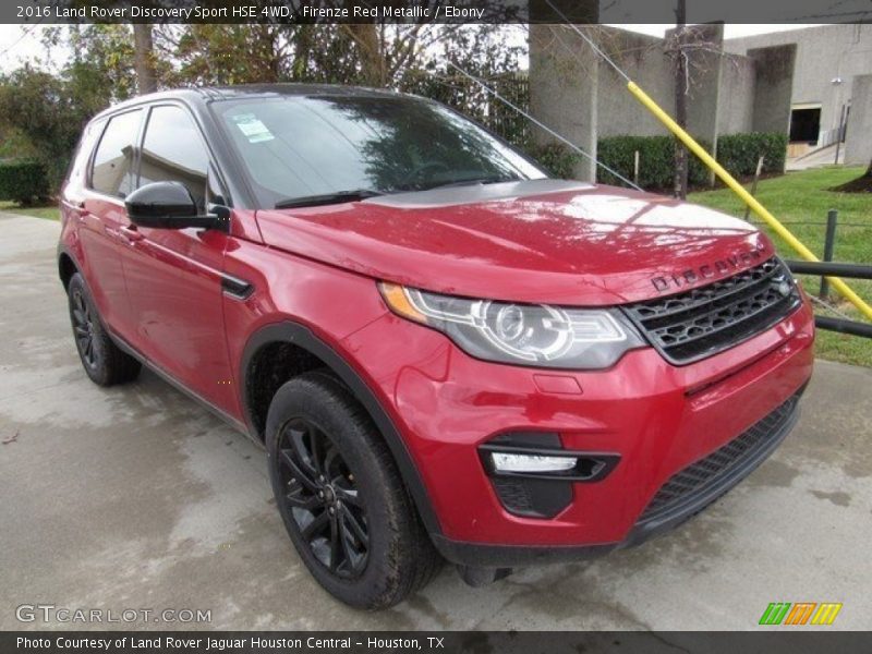 Front 3/4 View of 2016 Discovery Sport HSE 4WD