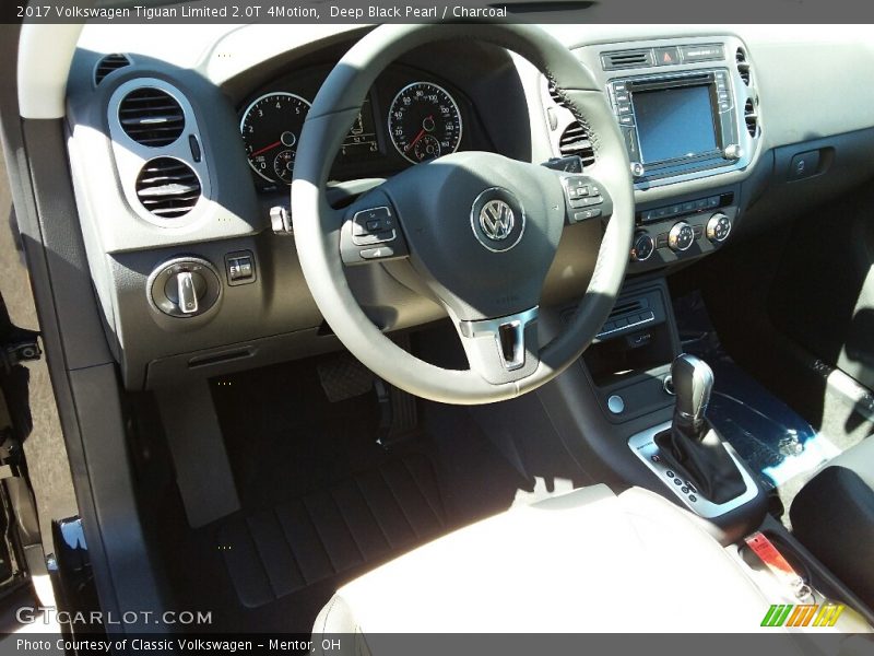 Deep Black Pearl / Charcoal 2017 Volkswagen Tiguan Limited 2.0T 4Motion