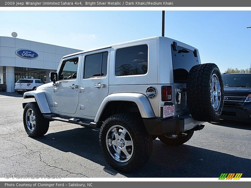 Bright Silver Metallic / Dark Khaki/Medium Khaki 2009 Jeep Wrangler Unlimited Sahara 4x4