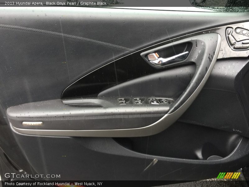Black Onyx Pearl / Graphite Black 2013 Hyundai Azera