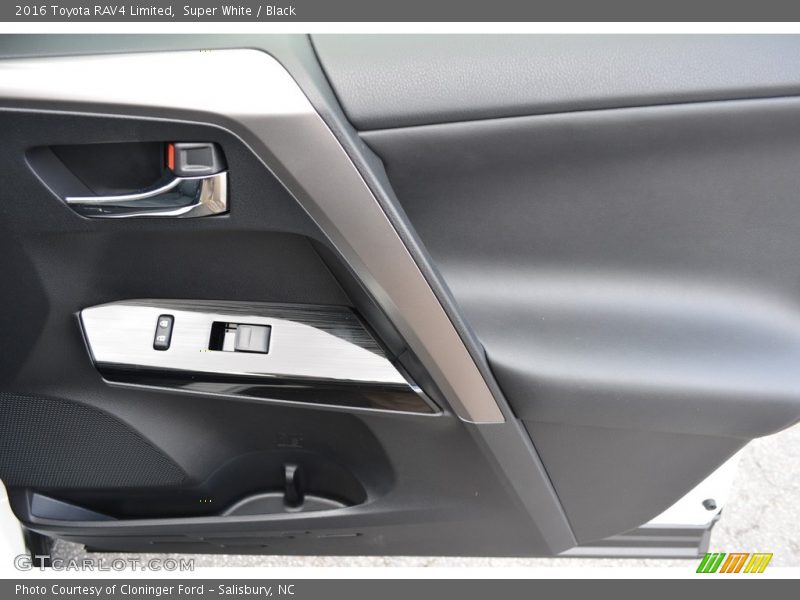 Super White / Black 2016 Toyota RAV4 Limited