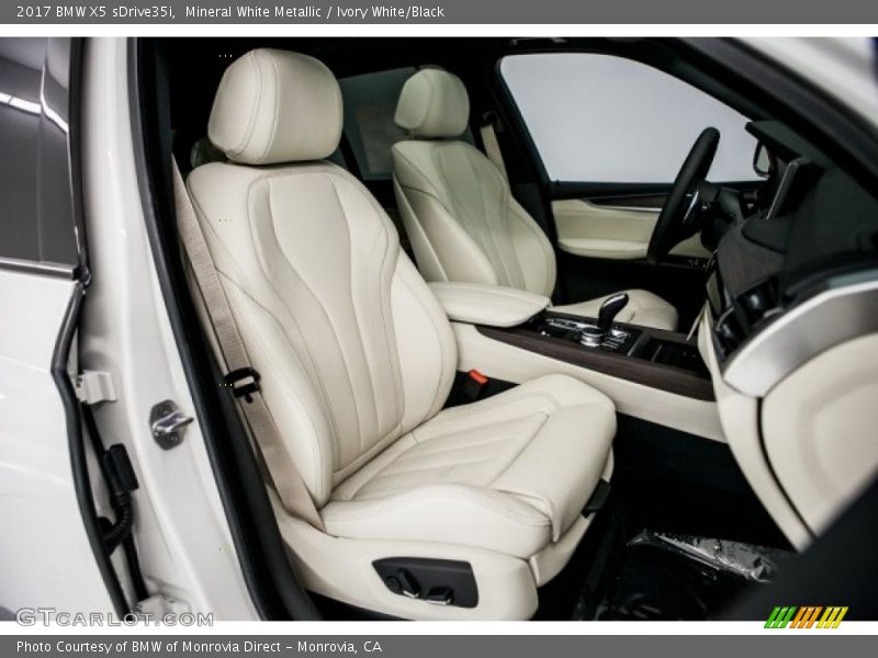  2017 X5 sDrive35i Ivory White/Black Interior