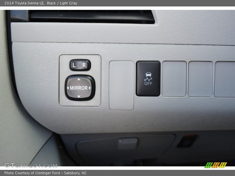 Black / Light Gray 2014 Toyota Sienna LE