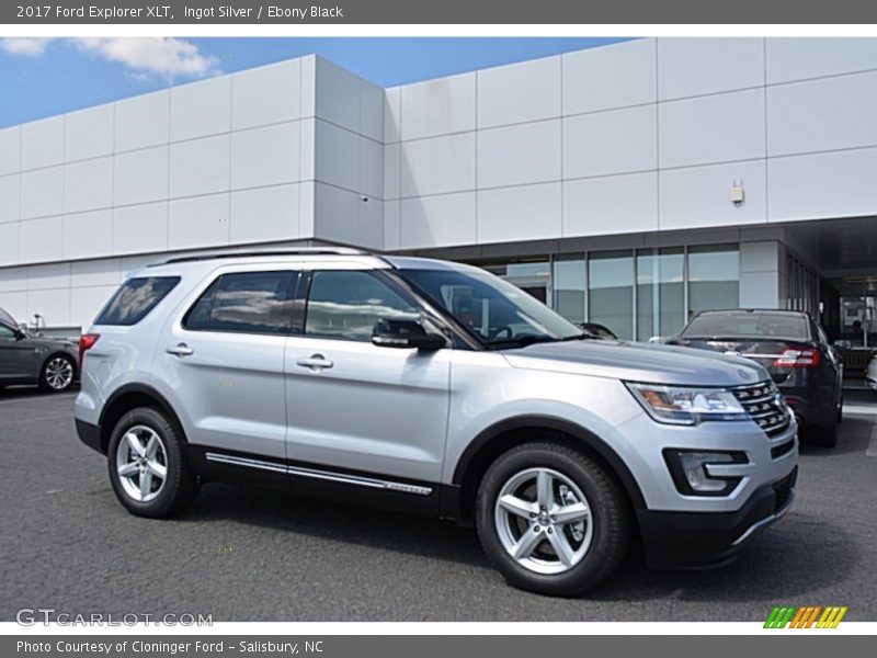 Ingot Silver / Ebony Black 2017 Ford Explorer XLT