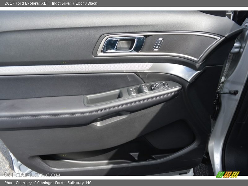 Ingot Silver / Ebony Black 2017 Ford Explorer XLT