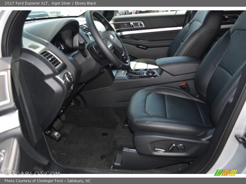 Ingot Silver / Ebony Black 2017 Ford Explorer XLT