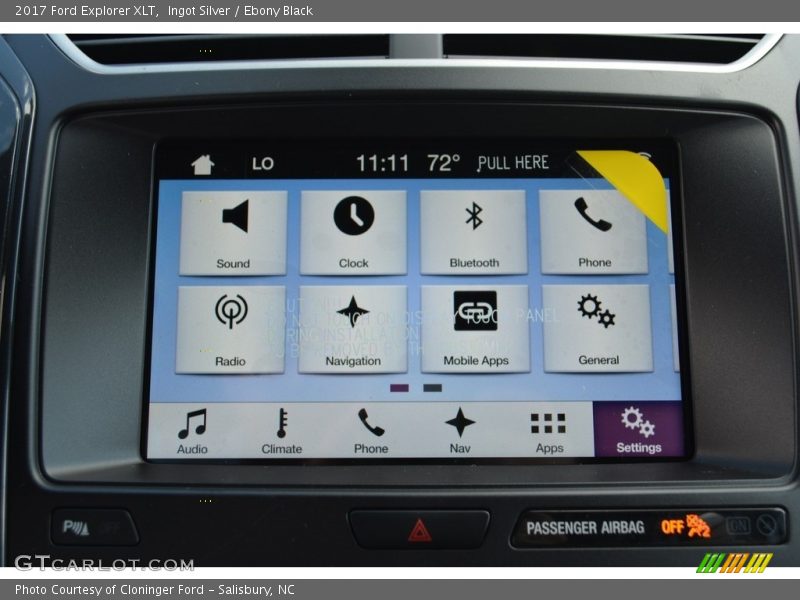 Ingot Silver / Ebony Black 2017 Ford Explorer XLT