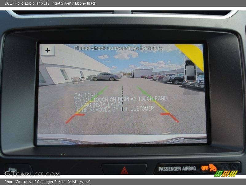 Ingot Silver / Ebony Black 2017 Ford Explorer XLT