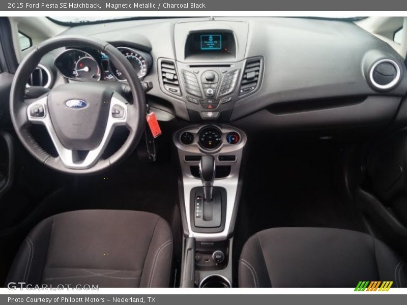 Magnetic Metallic / Charcoal Black 2015 Ford Fiesta SE Hatchback