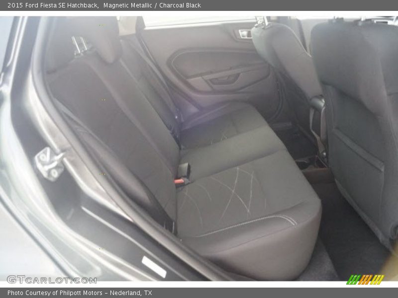 Magnetic Metallic / Charcoal Black 2015 Ford Fiesta SE Hatchback