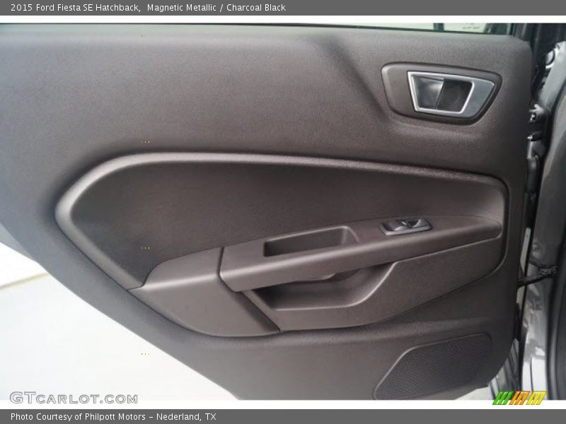 Magnetic Metallic / Charcoal Black 2015 Ford Fiesta SE Hatchback