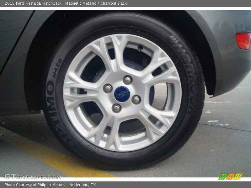 Magnetic Metallic / Charcoal Black 2015 Ford Fiesta SE Hatchback