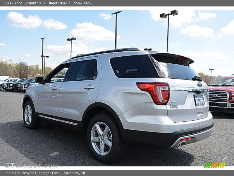 Ingot Silver / Ebony Black 2017 Ford Explorer XLT