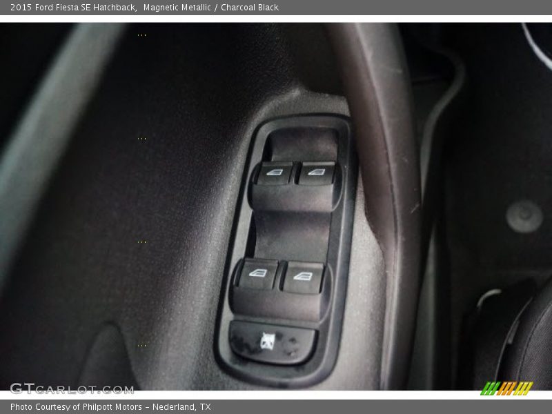 Magnetic Metallic / Charcoal Black 2015 Ford Fiesta SE Hatchback