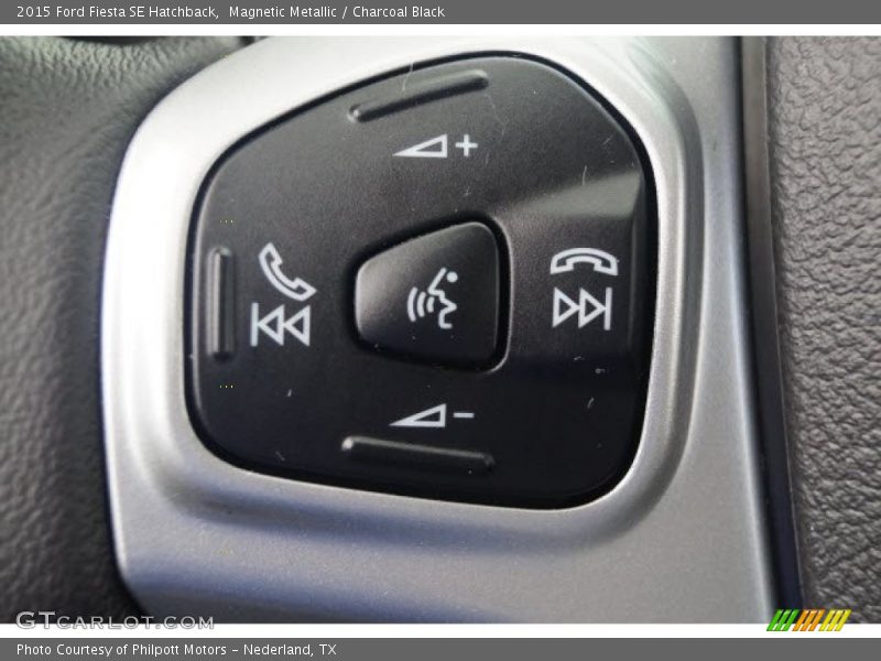 Magnetic Metallic / Charcoal Black 2015 Ford Fiesta SE Hatchback
