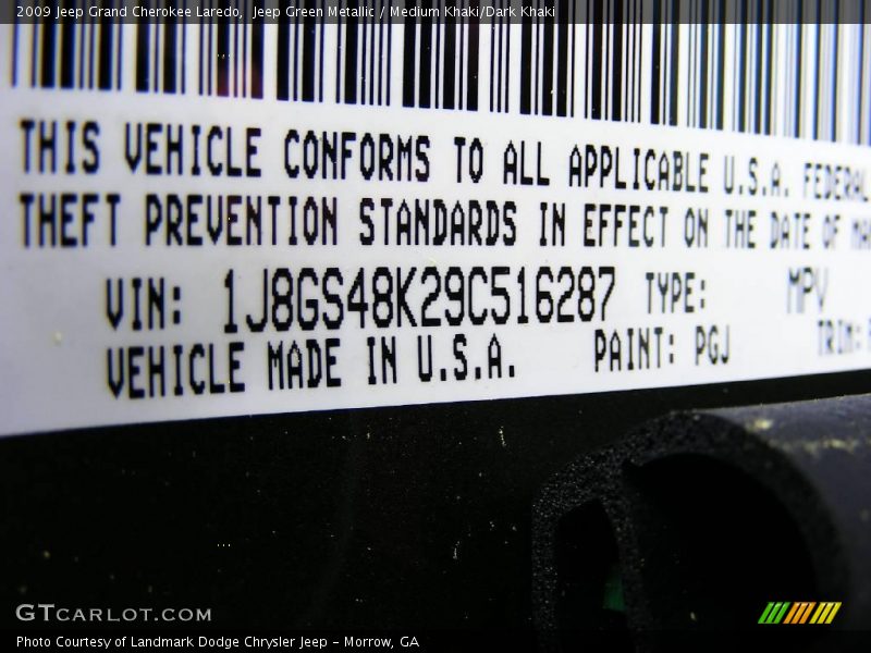 Jeep Green Metallic / Medium Khaki/Dark Khaki 2009 Jeep Grand Cherokee Laredo