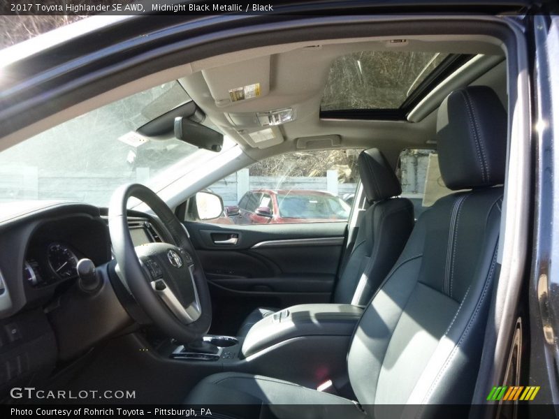 Midnight Black Metallic / Black 2017 Toyota Highlander SE AWD