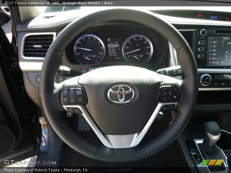 Midnight Black Metallic / Black 2017 Toyota Highlander SE AWD