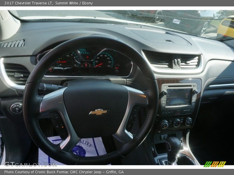 Summit White / Ebony 2017 Chevrolet Traverse LT