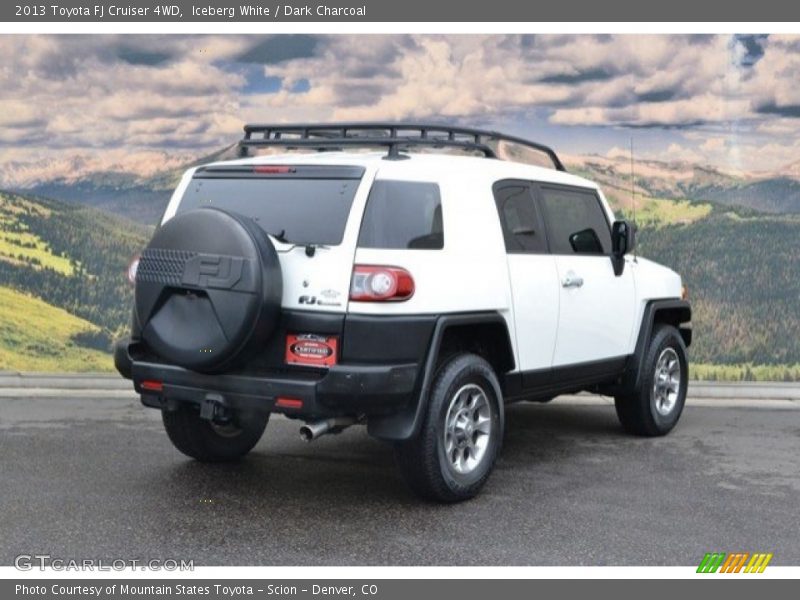 Iceberg White / Dark Charcoal 2013 Toyota FJ Cruiser 4WD