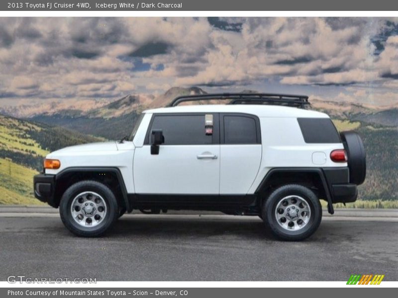 Iceberg White / Dark Charcoal 2013 Toyota FJ Cruiser 4WD