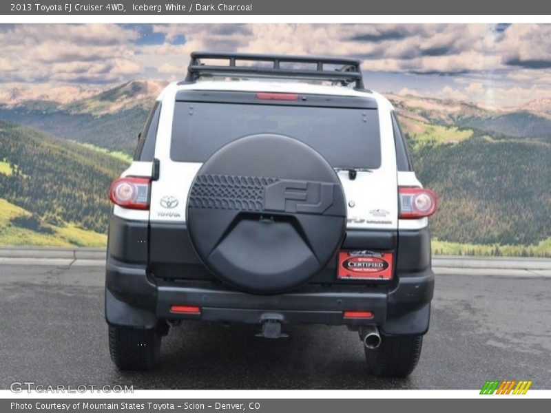 Iceberg White / Dark Charcoal 2013 Toyota FJ Cruiser 4WD