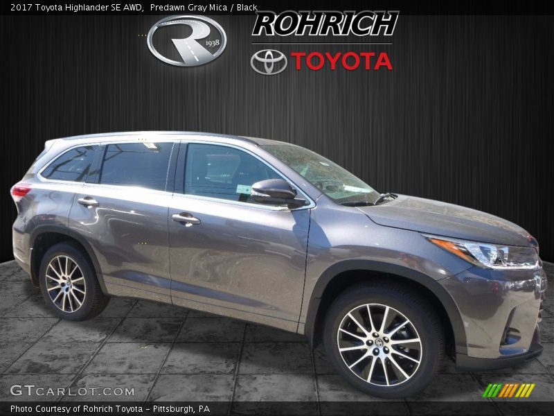 Predawn Gray Mica / Black 2017 Toyota Highlander SE AWD
