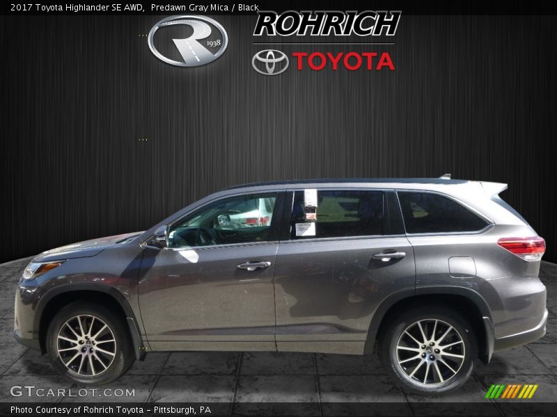 Predawn Gray Mica / Black 2017 Toyota Highlander SE AWD