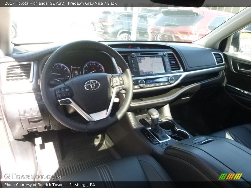 Predawn Gray Mica / Black 2017 Toyota Highlander SE AWD