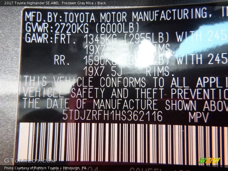 Predawn Gray Mica / Black 2017 Toyota Highlander SE AWD