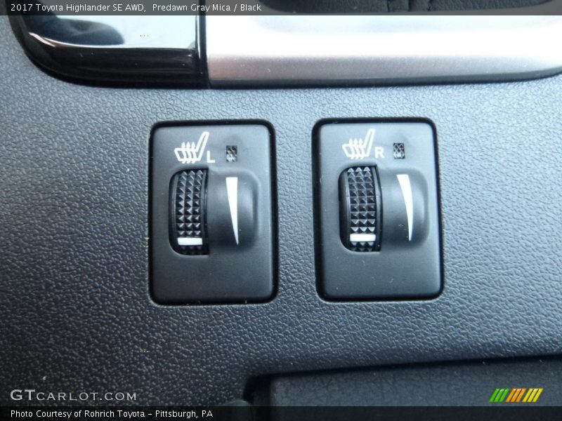 Predawn Gray Mica / Black 2017 Toyota Highlander SE AWD