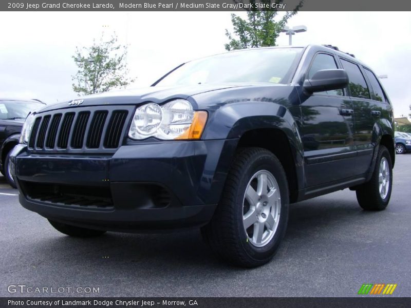 Modern Blue Pearl / Medium Slate Gray/Dark Slate Gray 2009 Jeep Grand Cherokee Laredo