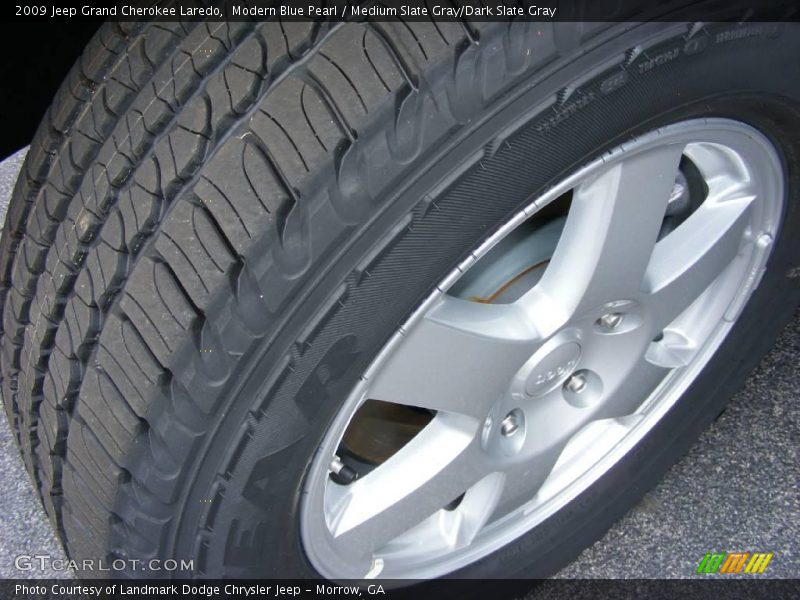 Modern Blue Pearl / Medium Slate Gray/Dark Slate Gray 2009 Jeep Grand Cherokee Laredo