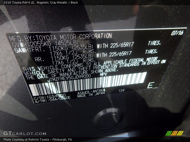 Magnetic Gray Metallic / Black 2016 Toyota RAV4 LE
