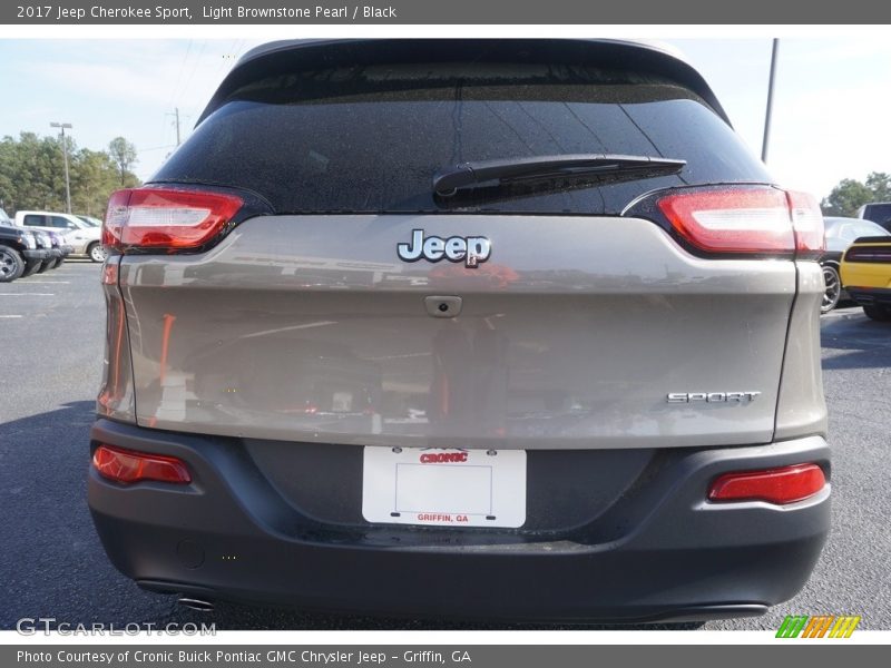 Light Brownstone Pearl / Black 2017 Jeep Cherokee Sport