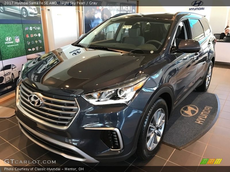 Night Sky Pearl / Gray 2017 Hyundai Santa Fe SE AWD