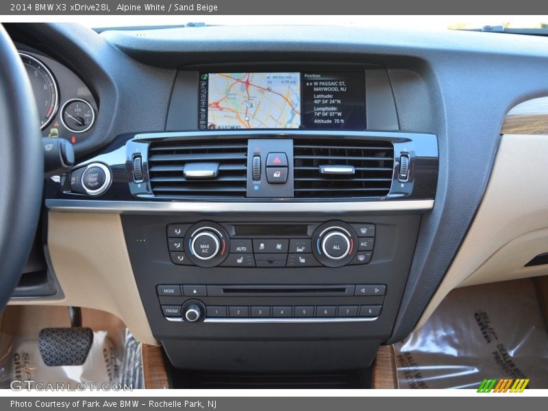 Alpine White / Sand Beige 2014 BMW X3 xDrive28i