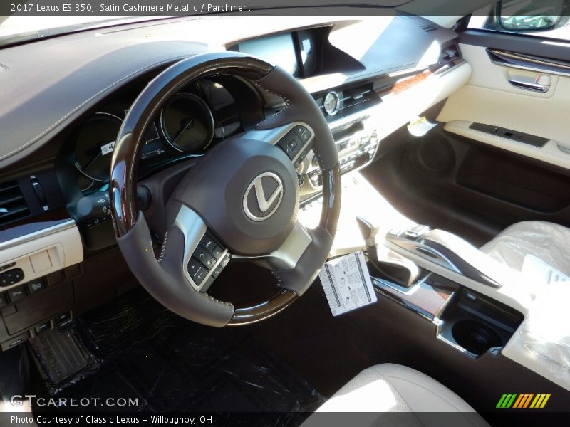 Satin Cashmere Metallic / Parchment 2017 Lexus ES 350