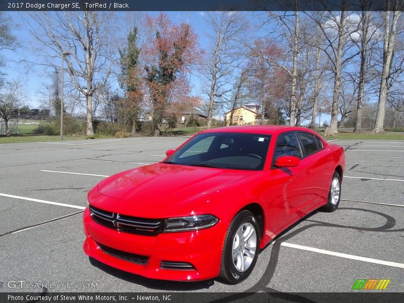 TorRed / Black 2017 Dodge Charger SE