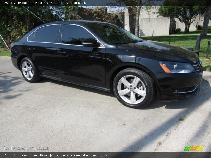 Black / Titan Black 2013 Volkswagen Passat 2.5L SE