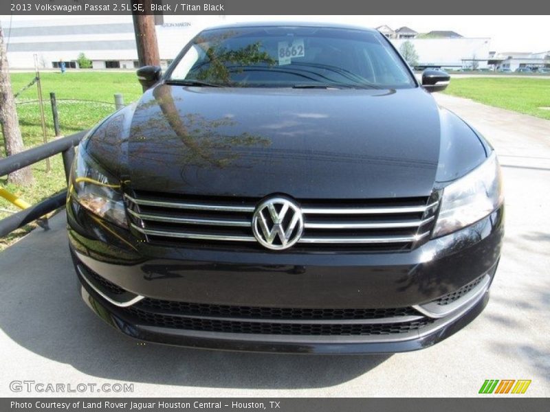 Black / Titan Black 2013 Volkswagen Passat 2.5L SE