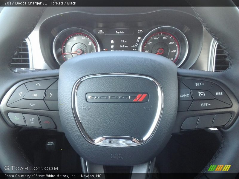 TorRed / Black 2017 Dodge Charger SE