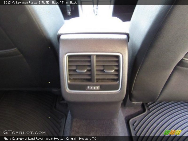 Black / Titan Black 2013 Volkswagen Passat 2.5L SE